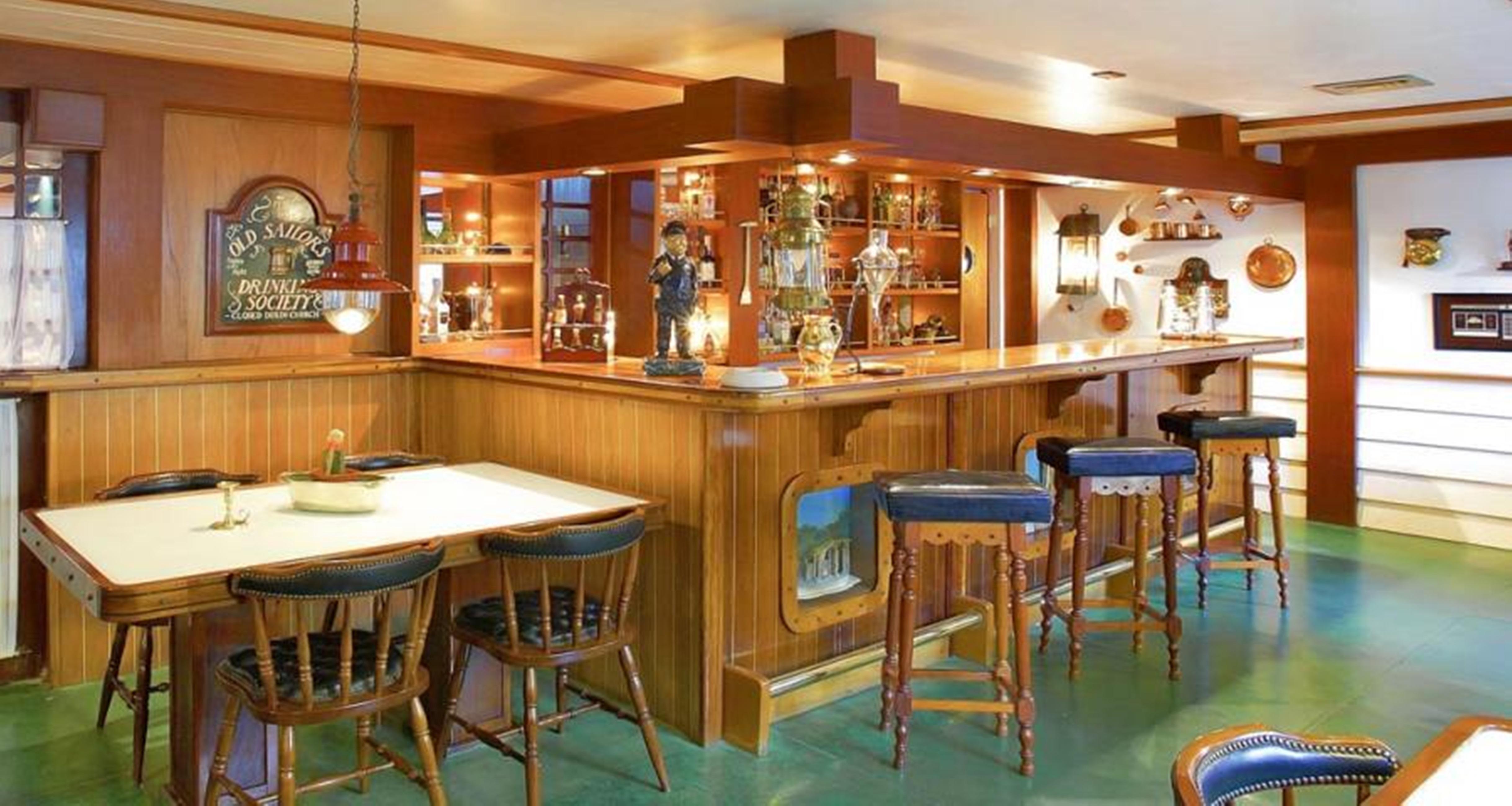 Plaza Inn Pousada Do Capitao Ильябела Экстерьер фото